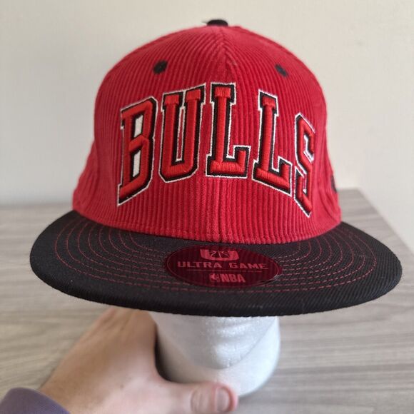 Chicago Bulls Ultra Game Snapback Red Corduroy NBA Basketball Embroidered Cap - Picture 1 of 7
